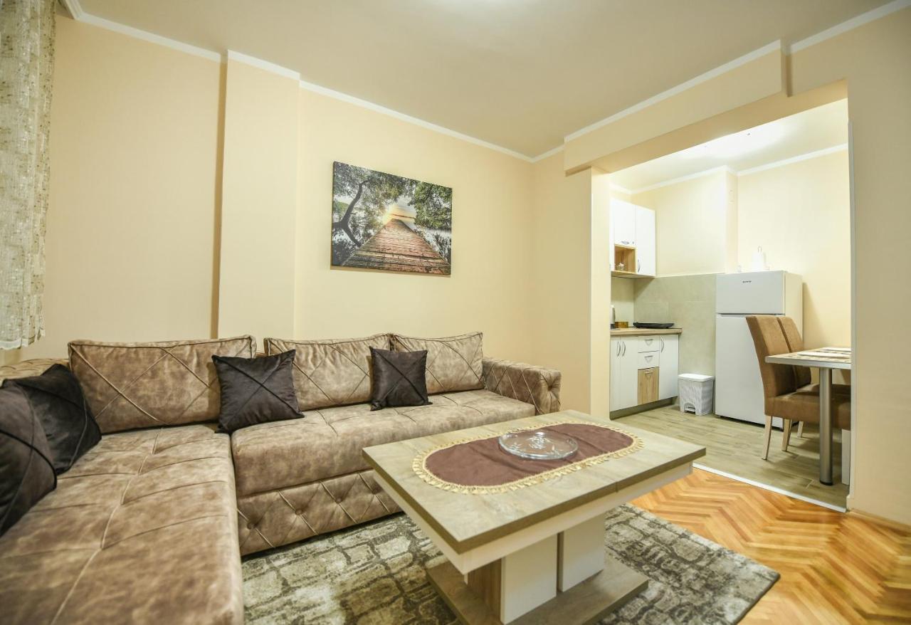 Apartman Centar 2 Podgorica Exteriér fotografie